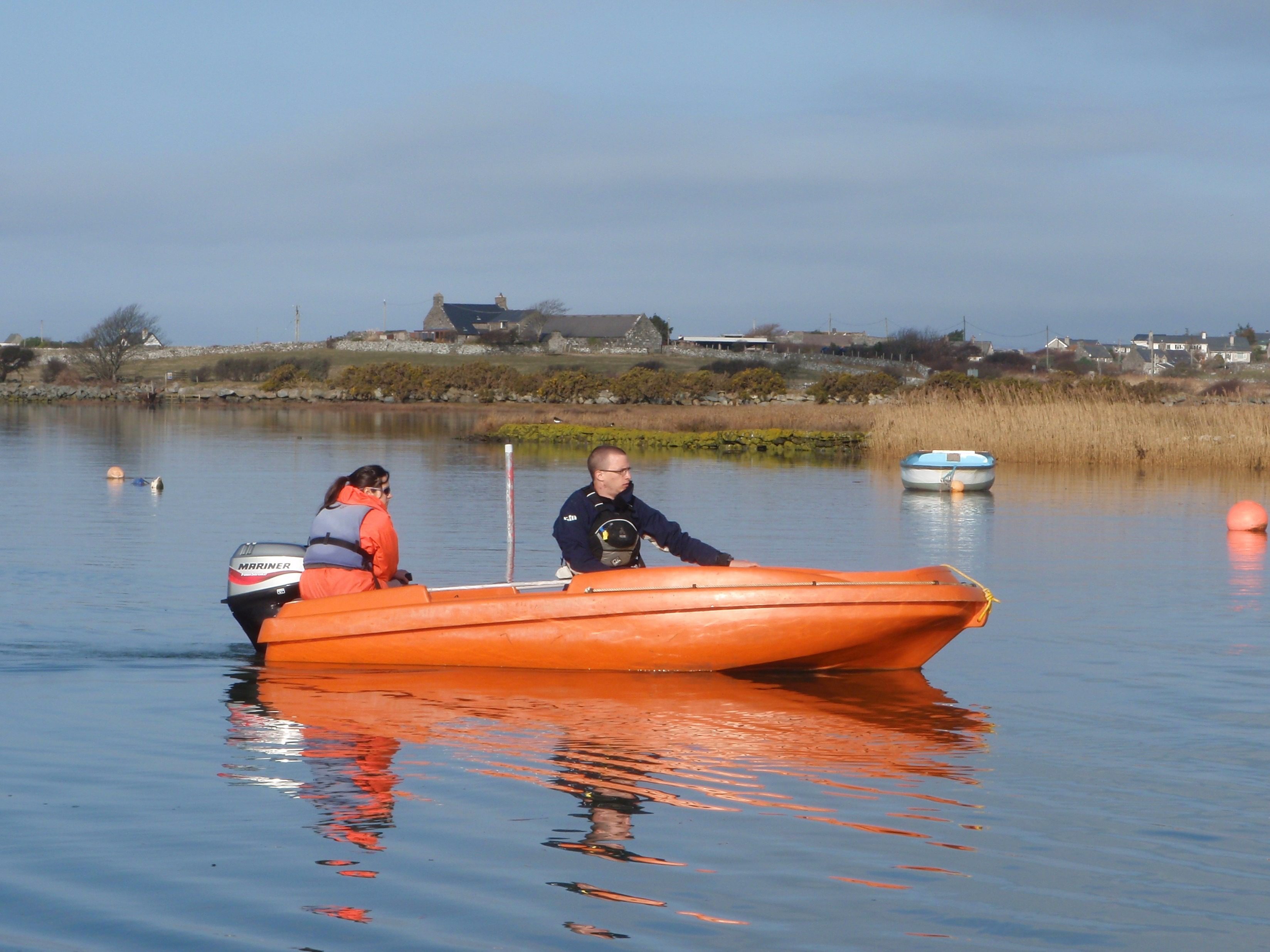 rya powerboat courses scotland